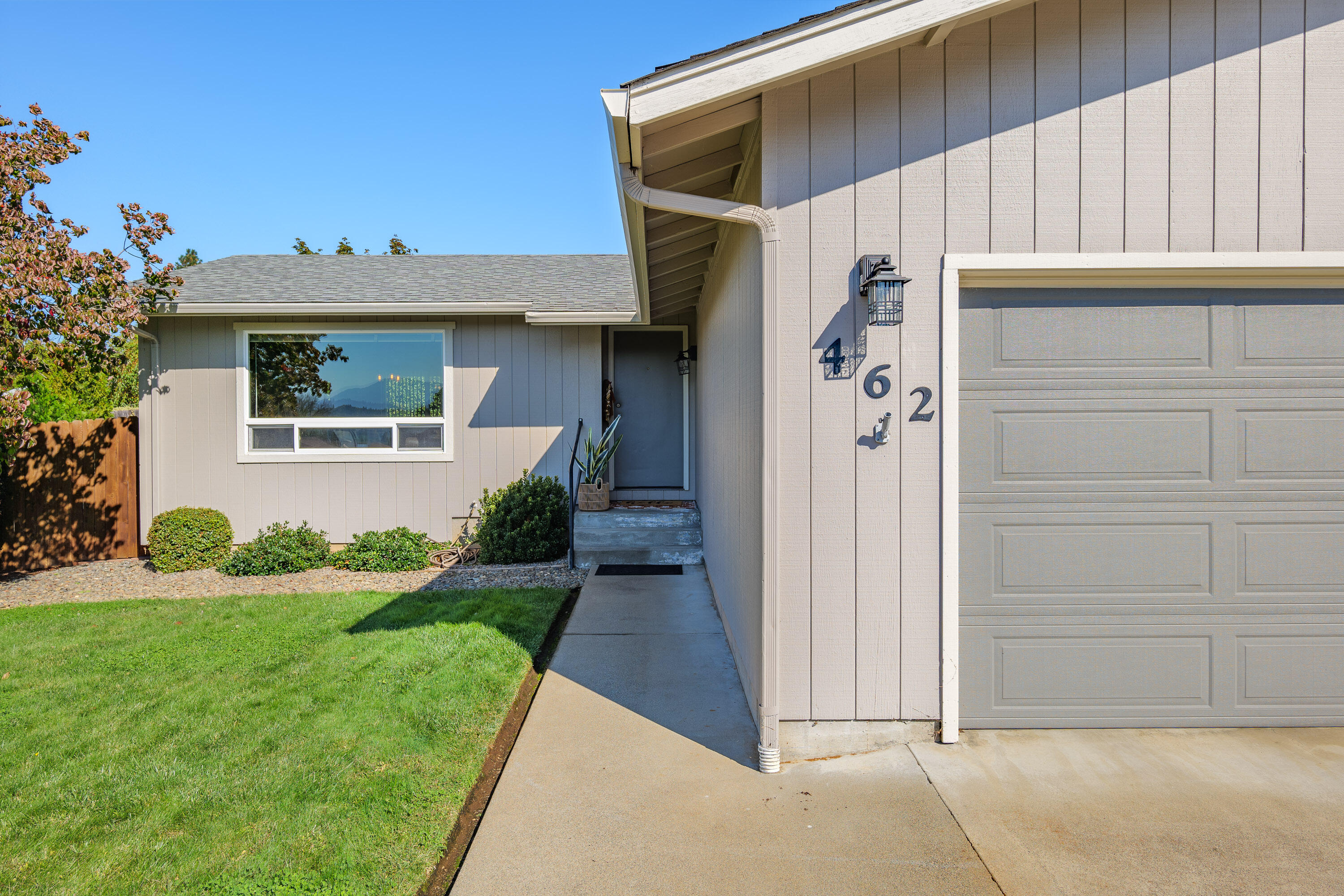 Sovereign Ave, Grants Pass, OR 97526