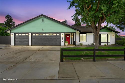 720 Lake Canyon Avenue, Galt, CA, 95632 | Card Image
