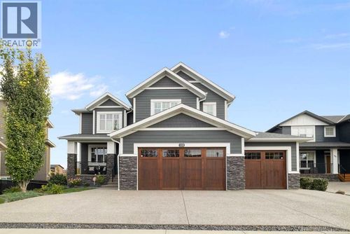 158 Canoe Cres Sw, Airdrie, AB, T4B2N9 | Card Image