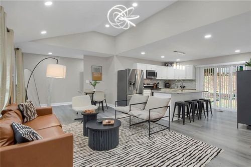 1901 Windsor Dr Sw, Atlanta, GA, 30311-4413 | Card Image