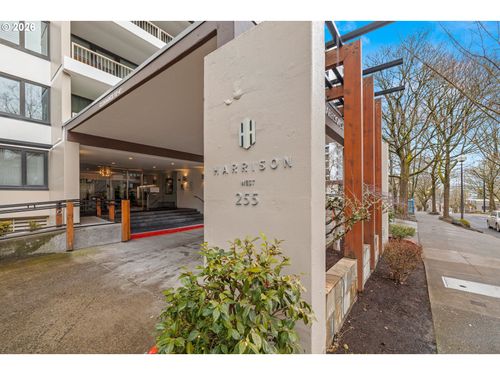 apt-20d-255 Sw Harrison St, Portland, OR, 97201-5388 | Card Image