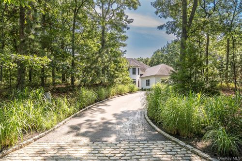 78 Channing Cross, Hampton Bays, NY, 11946-1431 | Card Image