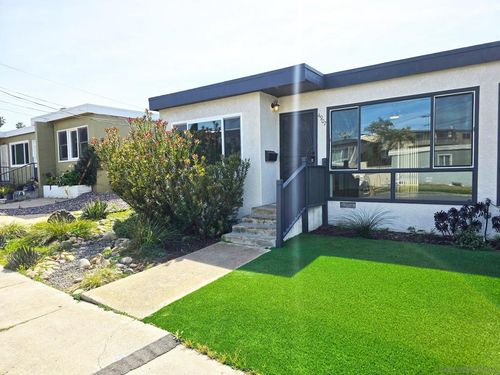 4907 Iroquois Ave, San Diego, CA, 92117-6214 | Card Image