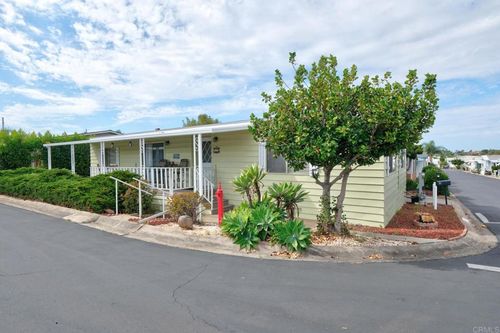 spc-51-1010 E Bobier Dr, Vista, CA, 92084-3909 | Card Image