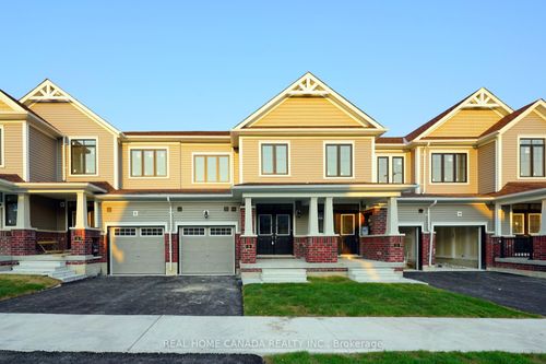 24 Durham Ave, Barrie, ON, L9S0C4 | Card Image