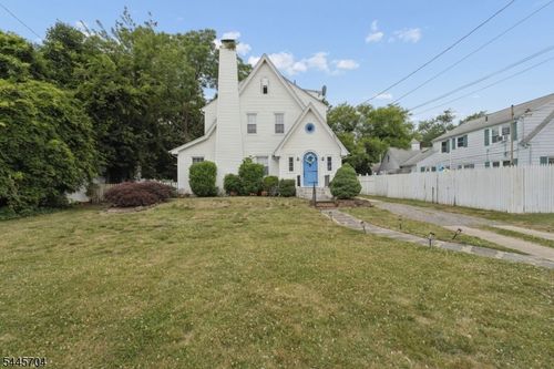 42 S State St, Vineland, NJ, 08360-4851 | Card Image