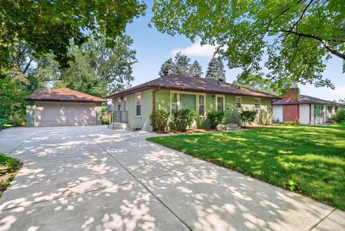 3083 Wilder St N, Roseville, MN, 55113-1229 | Card Image