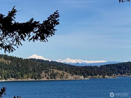 260 Grey Havens Loop, Eastsound, WA, 98245-5497 | Card Image
