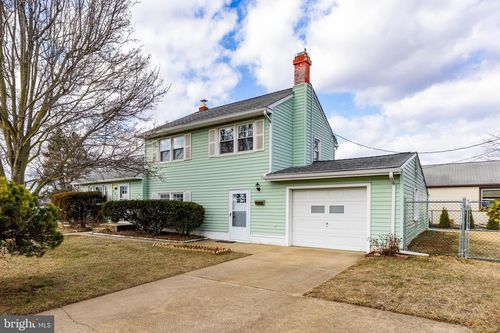 401 Washington Ave, NEWPORT, DE, 19804-3069 | Card Image