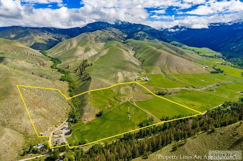 9 Little 4th Of July Creek Rd, North Fork, ID, 83466-5518 | Card Image