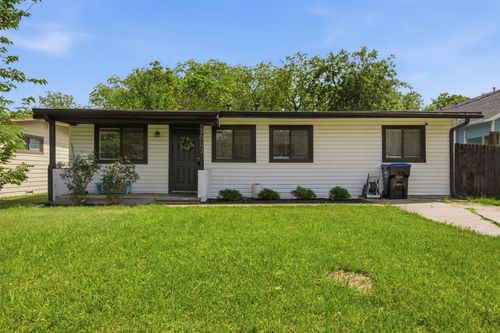 3003 Mitchell St, Greenville, TX, 75402-8938 | Card Image