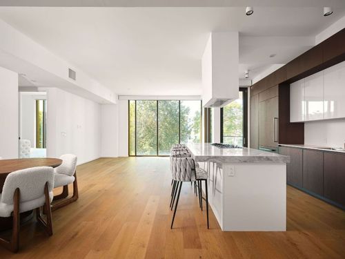 4d-1211 W Riverside Dr, Austin, TX, 78704 | Card Image