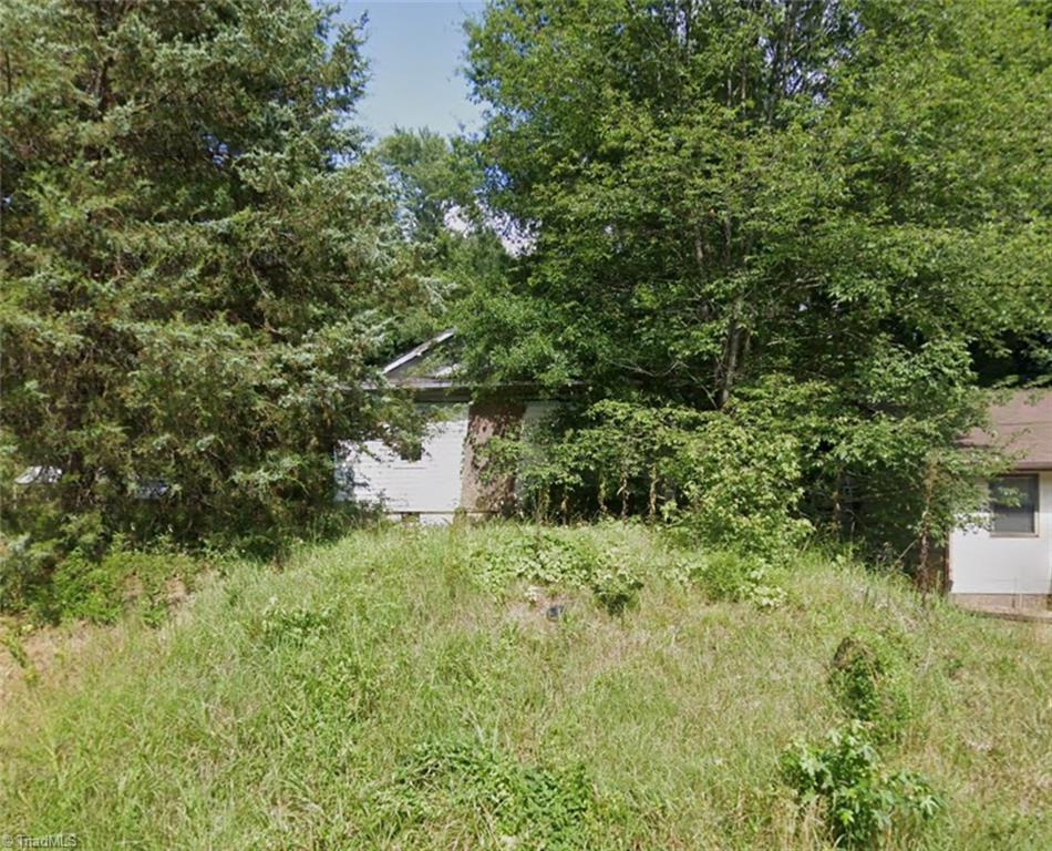Coronation Dr, Franklin, MA 02038