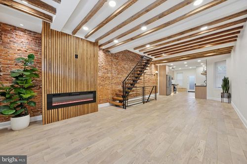 941 S 50th St, PHILADELPHIA, PA, 19143-3303 | Card Image