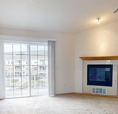 732 Bear Claw Way, Madison, WI, 53717-2748 | Card Image