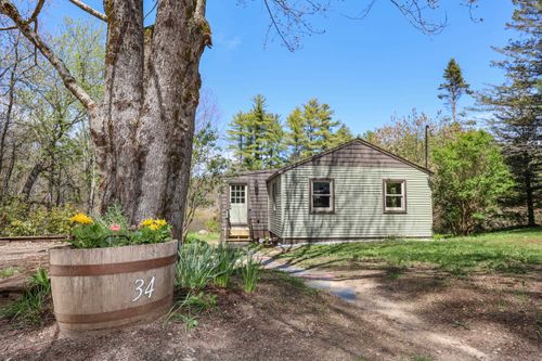 34 Ice House Ln, Greenfield, NH, 03047-4527 | Card Image