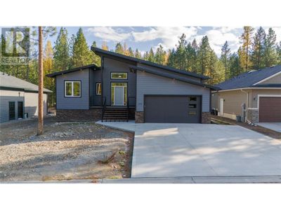 233 Shadow Mountain Blvd, House other with 3 bedrooms, 3 bathrooms and 2 parking in Cranbrook BC | Image 2