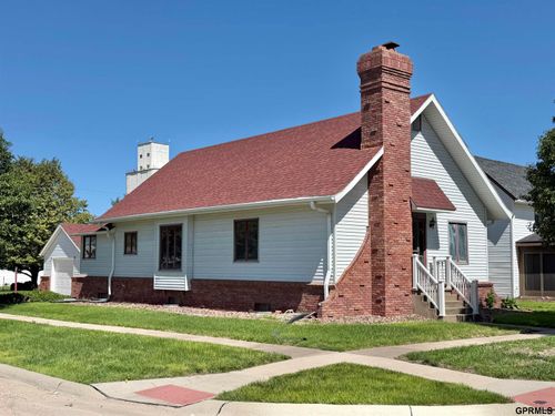 475 9th Ave, Fairmont, NE, 68354-9500 | Card Image