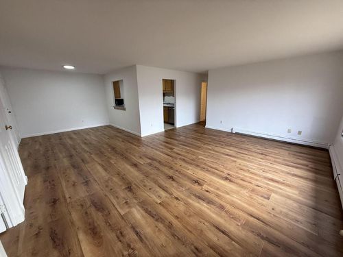 7-139 Heidel Road, Thiensville, WI, 53092 | Card Image