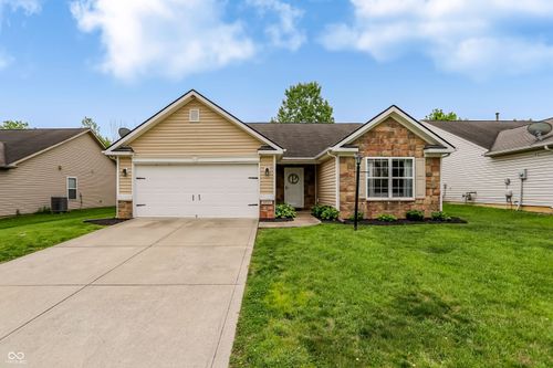 5843 Minden Dr, Indianapolis, IN, 46221-9379 | Card Image