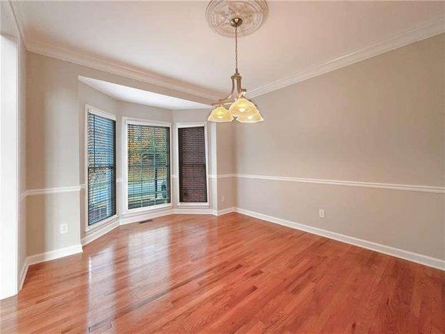 3195 Vickery Dr Ne, House other with 6 bedrooms, 4 bathrooms and 2 parking in Marietta GA | Image 12
