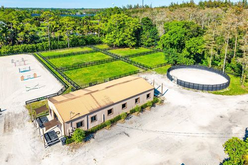 barns-studios-6149 Park Ln E, Lake Worth, FL, 33449-5308 | Card Image