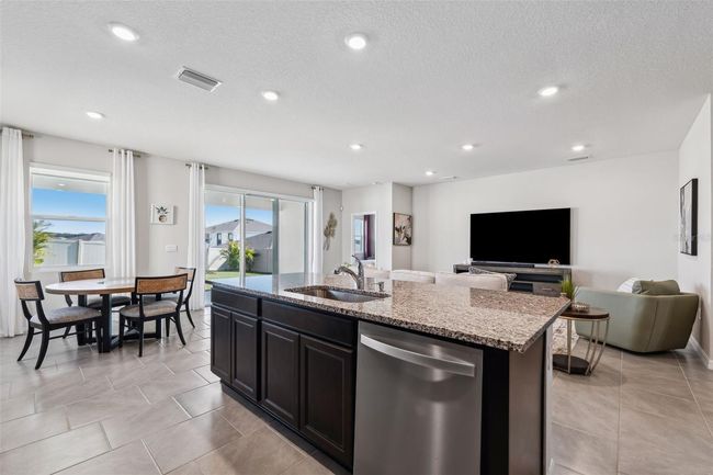 9804 Rowing Dale Bnd, House other with 4 bedrooms, 3 bathrooms and null parking in WESLEY CHAPEL FL | Image 13