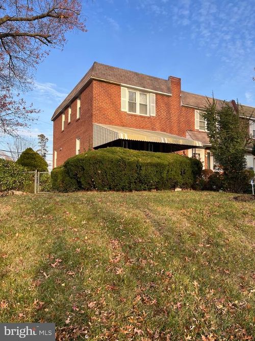 1501 Tribbett Ave, SHARON HILL, PA, 19079-2431 | Card Image
