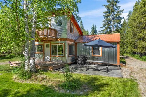 1100 Graham Rd, Cusick, WA, 99119-5164 | Card Image