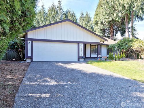 12015 Ne 161st St, Bothell, WA, 98011-4157 | Card Image