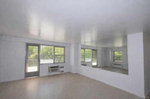 4j-12399 Flatlands Avenue, New York, NY, 11207 | Card Image