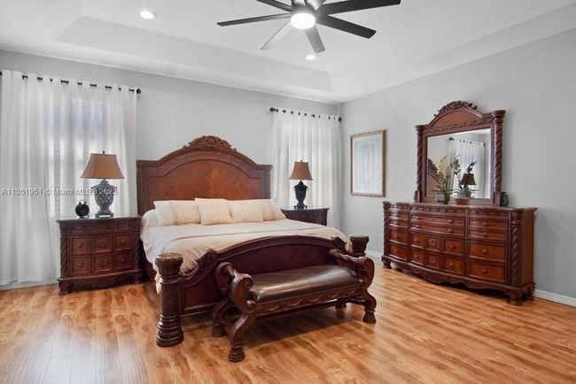 5806 Nw Breezy Brook Ct, House other with 3 bedrooms, 2 bathrooms and null parking in Port St. Lucie FL | Image 19