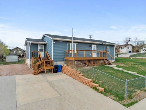 208 Patton St, Rapid City, SD, 57701-0632 | Card Image