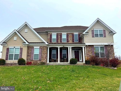 1049 Matthew Way, NEW CASTLE, DE, 19720-5651 | Card Image