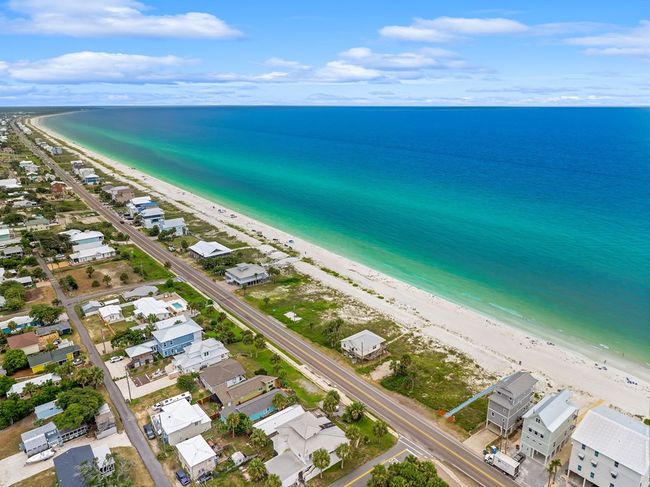 9224 Olive Ave, House other with 3 bedrooms, 2 bathrooms and 5 parking in Port St. Joe FL | Image 39
