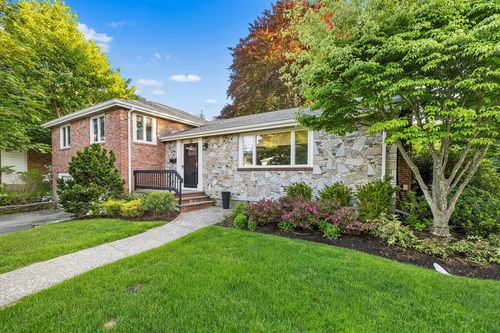 59 Deborah Rd, Newton, MA, 02459 | Card Image