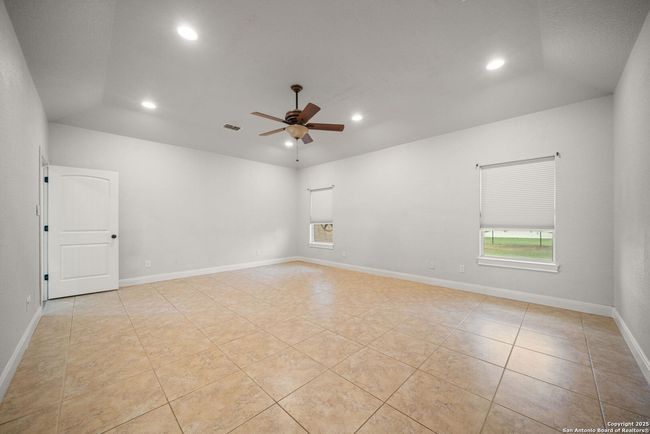 7006 Robin Hood Way, House other with 3 bedrooms, 3 bathrooms and null parking in Schertz TX | Image 15
