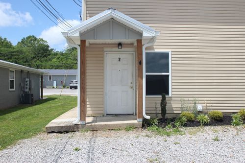 apt-2-133 Cascade Ave, McMinnville, TN, 37110-6548 | Card Image