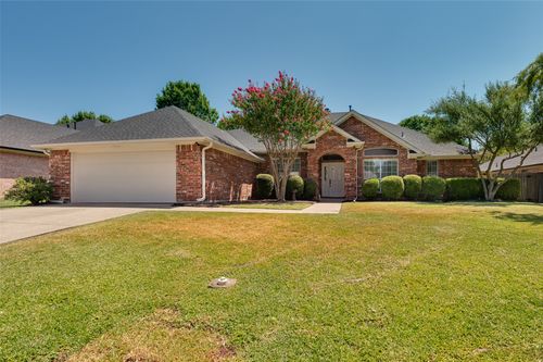 1708 Meadow Crest Ln, Mansfield, TX, 76063-2941 | Card Image