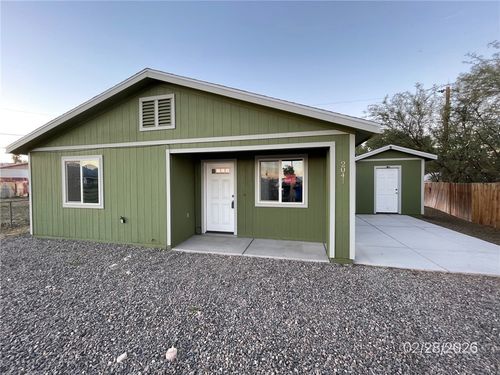 2041 Swan Cir, Bullhead City, AZ, 86442-5411 | Card Image