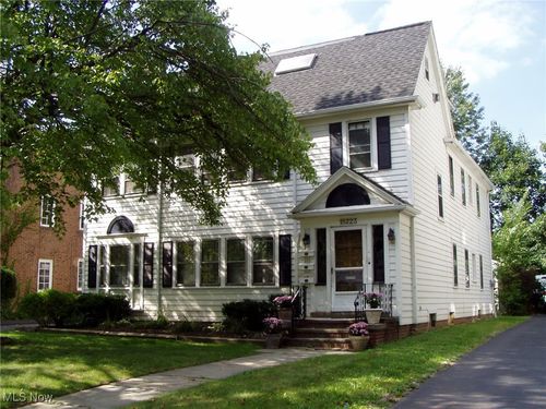 apt-3-18223 Winslow Rd, Shaker Heights, OH, 44122-4877 | Card Image