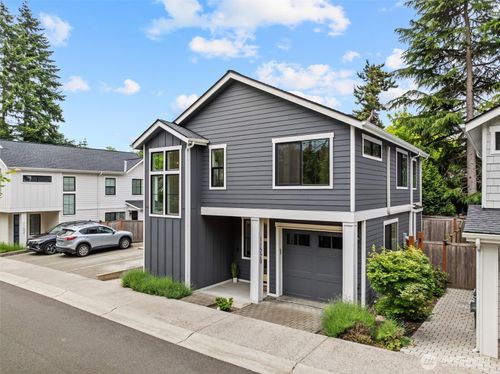 11529 112th Ct Ne, Kirkland, WA, 98033-4588 | Card Image