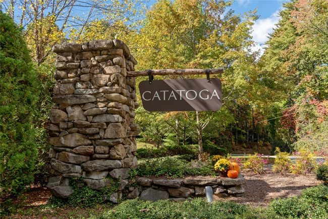 19 Indian Falls Way, House other with 3 bedrooms, 3 bathrooms and null parking in Lake Toxaway NC | Image 44