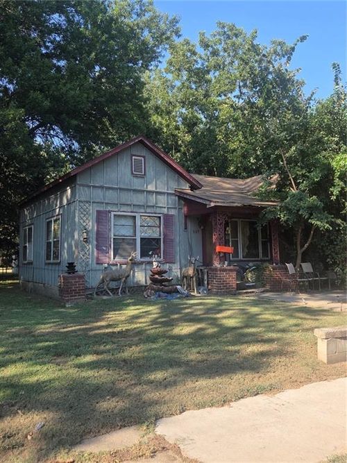 649 E 20th St, Pittsburg, KS, 66762-3343 | Card Image