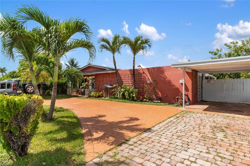 1211 Nw 179th St, Miami Gardens, FL, 33169-4116 | Card Image