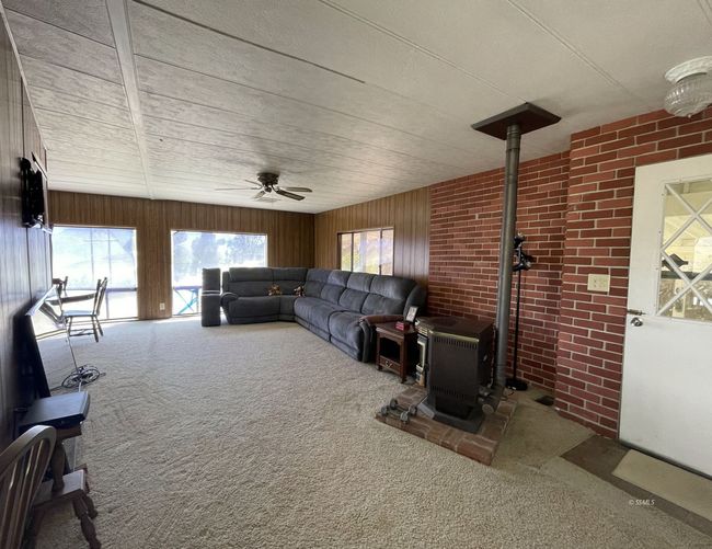 Living Room | Image 14