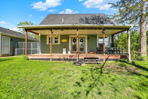 110 S High St, Springport, IN, 47386-9537 | Card Image