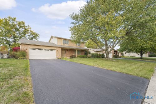 2277 Garden Creek Drive, Maumee, OH, 43537 | Card Image