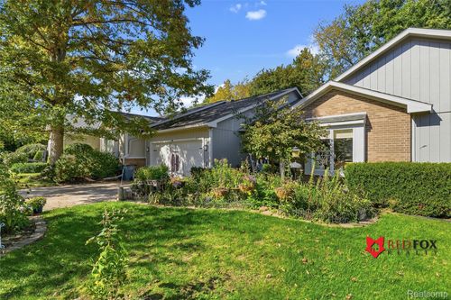 5553 Hickory Circle, Mt Morris Township, MI, 48433 | Card Image