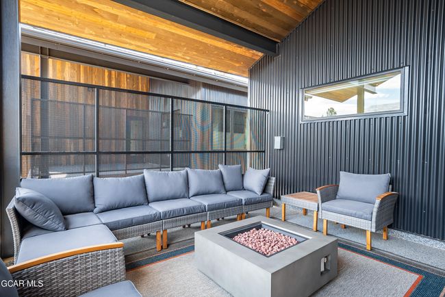 Deck | Image 36